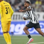 Danilo Pereira surpreende com declaração após substituição no Botafogo: 'Estava causando confusão'