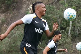 Danilo reafirma foco no Botafogo em meio a especulações de transferência europeia