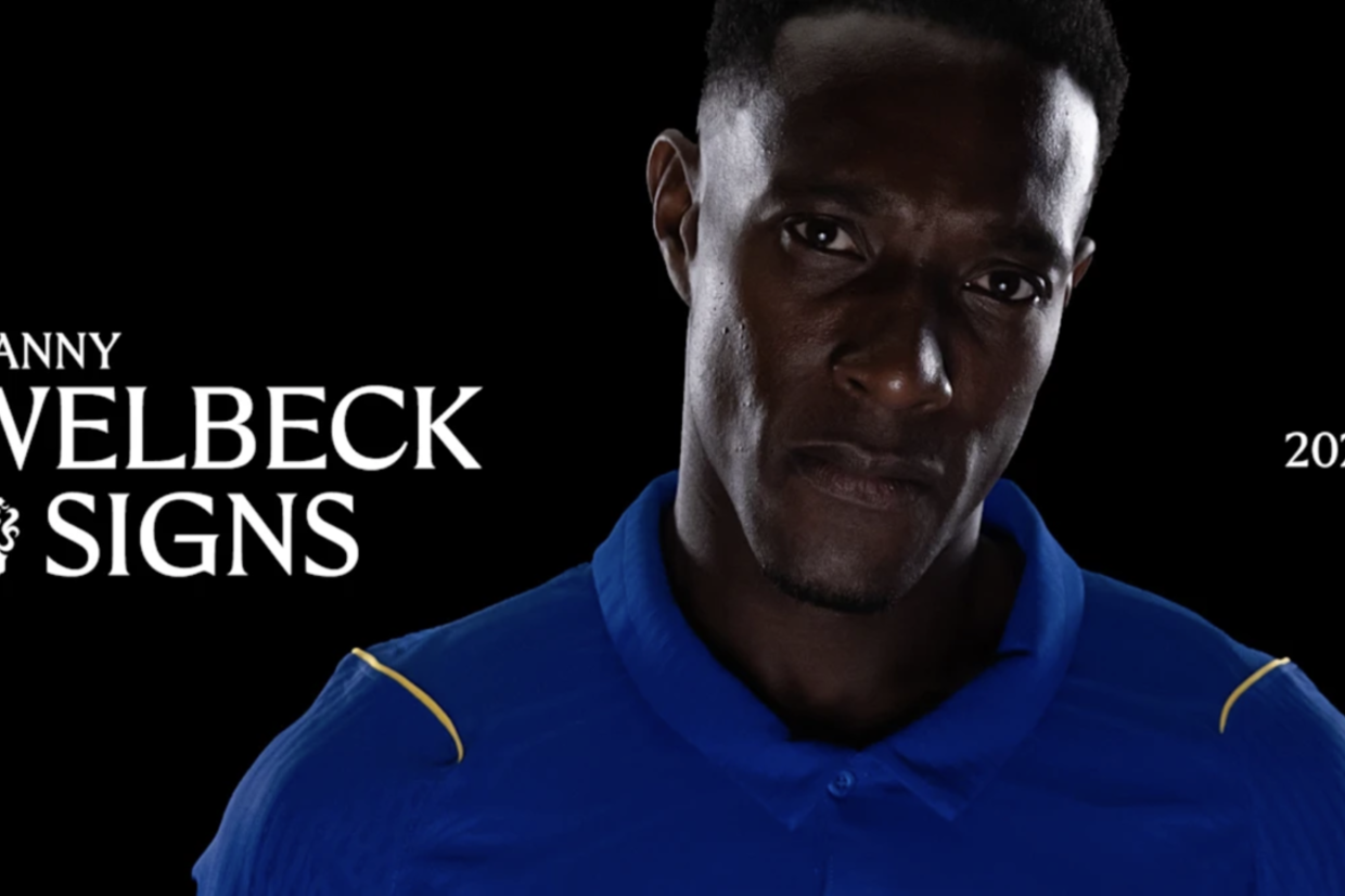 Danny Welbeck reforça o ataque do Chelsea para a temporada