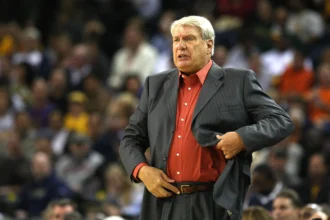 Don Nelson, lenda do basquete e técnico histórico da NBA, morre aos 86 anos