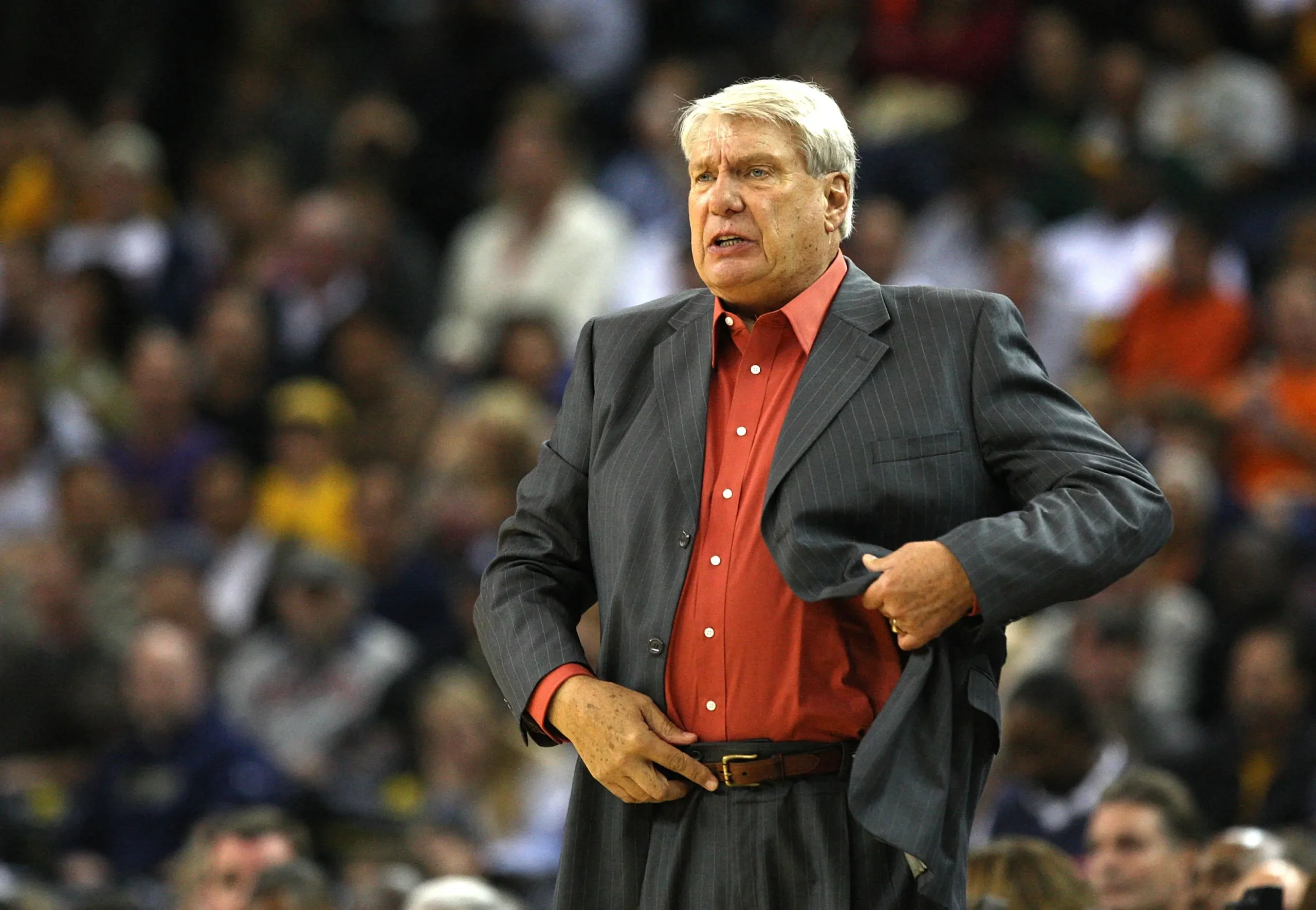 Don Nelson, lenda do basquete e técnico histórico da NBA, morre aos 86 anos
