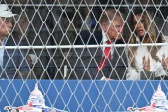 Donald Trump marca presença e autoriza início do GP de Washington da Formula Indy pelos 250 anos dos EUA