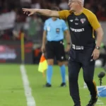 Dorival Jr celebra classificação do São Paulo e mantém foco na recuperação do Brasileirão