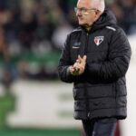 Dorival Júnior critica desempenho do São Paulo após revés diante da Chapecoense