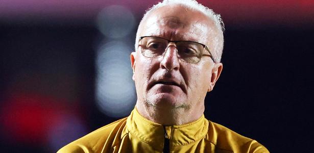 Dorival Júnior e a pressão por reforços no São Paulo geram debate sobre viabilidade