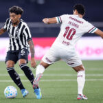 Duelo entre Botafogo e Fluminense movimenta a rodada do Campeonato Brasileiro