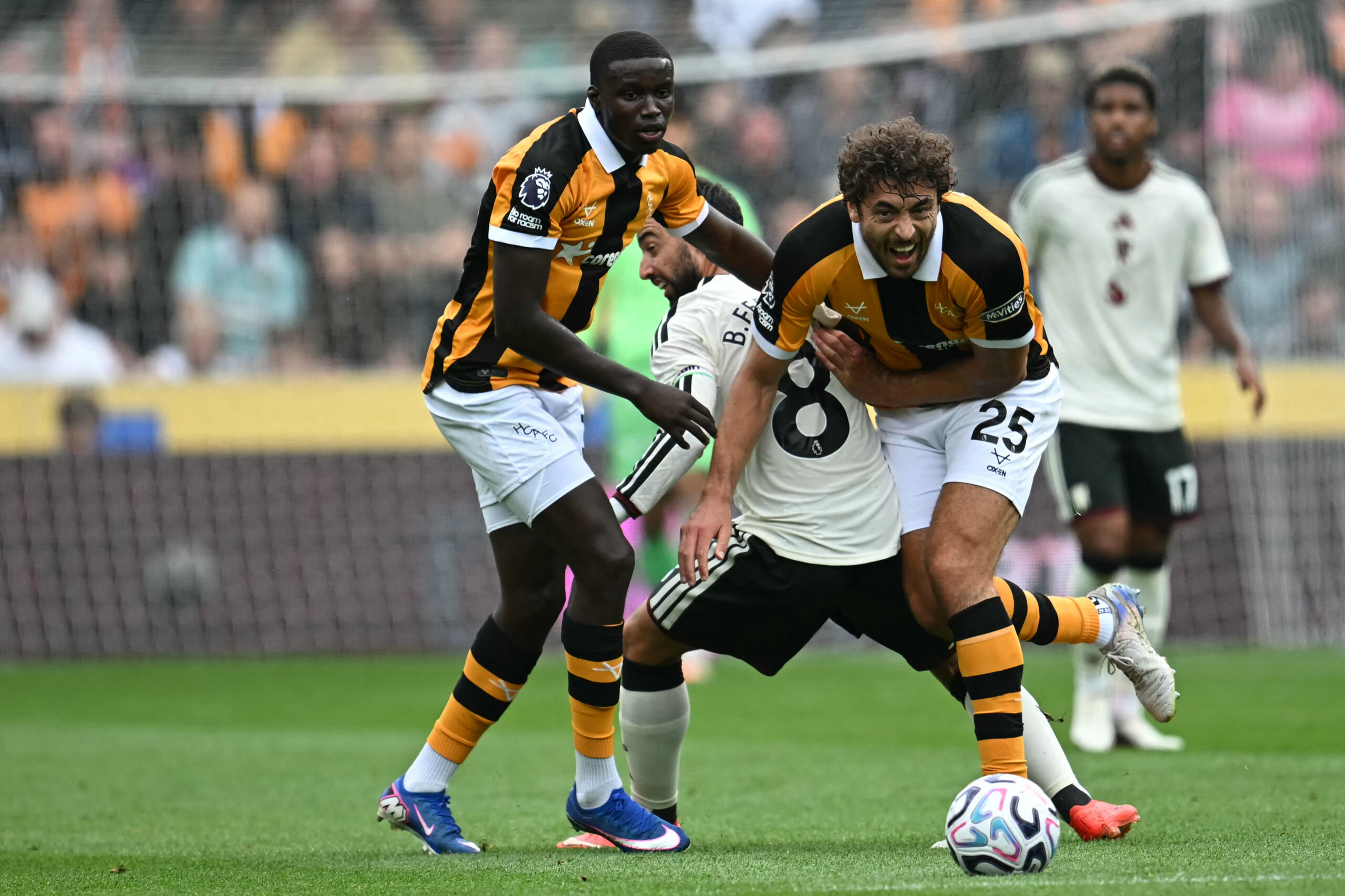 Duelo entre Hull City e Manchester United marca rodada do Campeonato Inglês