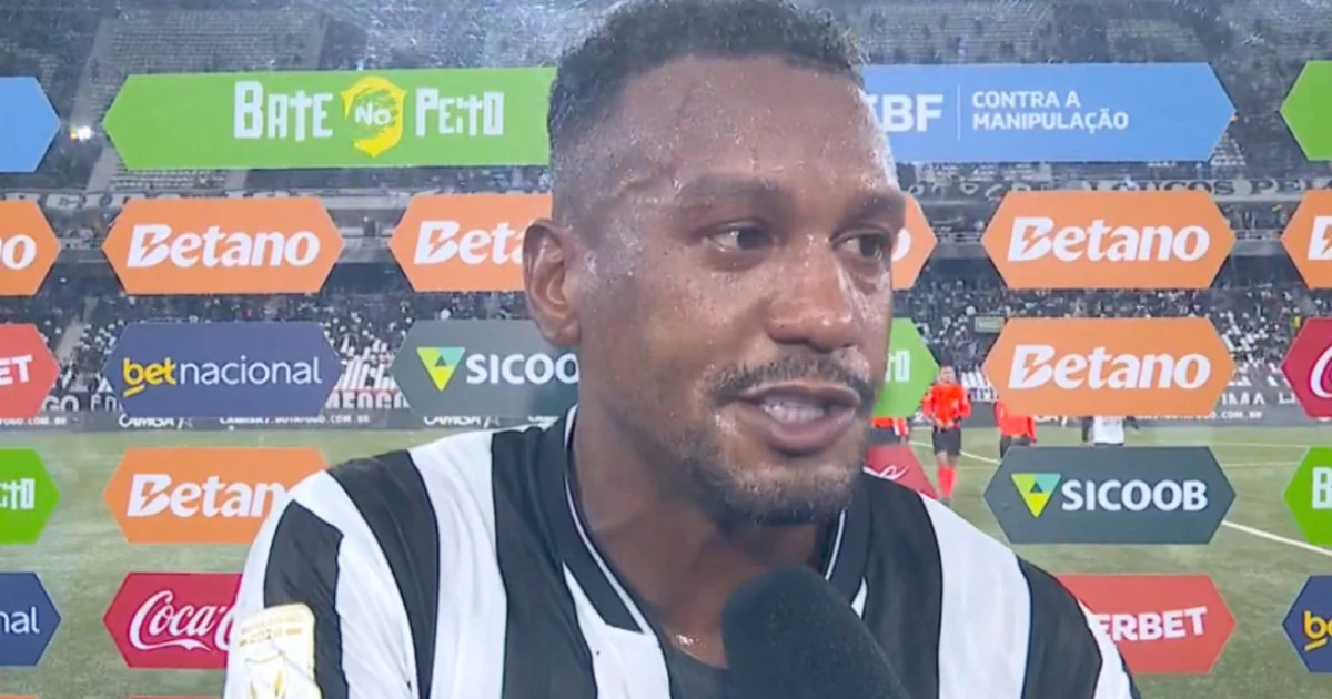 Edenílson aponta falhas defensivas em derrota do Botafogo para o Athletico-pr