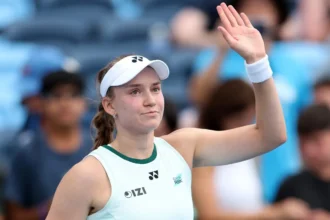Elena Rybakina supera interrupções e avança no WTA 1000 de Cincinnati