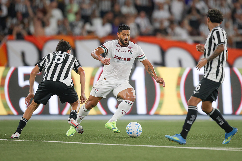 Empate com Botafogo amplia jejum do Fluminense no Campeonato Brasileiro