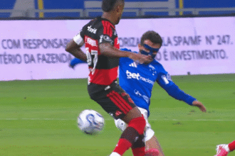 Empate entre Cruzeiro e Flamengo no Mineirão adia decisão para o Maracanã