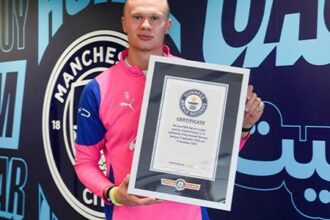Erling Haaland é oficializado no Guinness World Records por feitos históricos