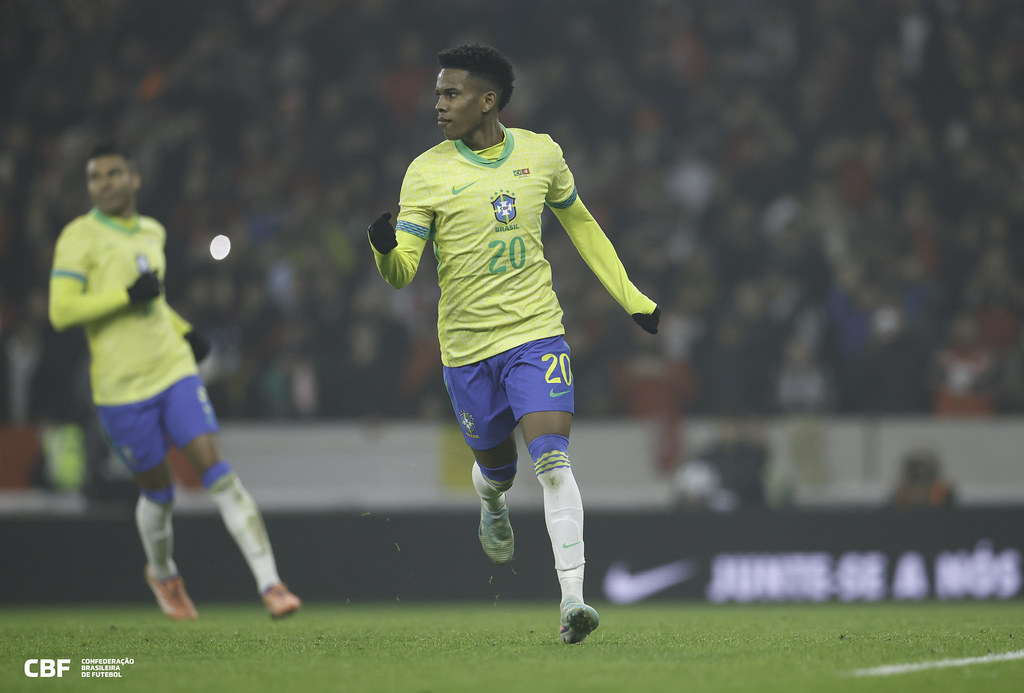 Estêvão perde posições no Golden Boy 2026 enquanto Rayan e Endrick se mantêm no top 10