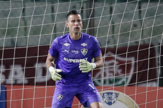 Fábio amplia recorde mundial de clean sheets na história do futebol