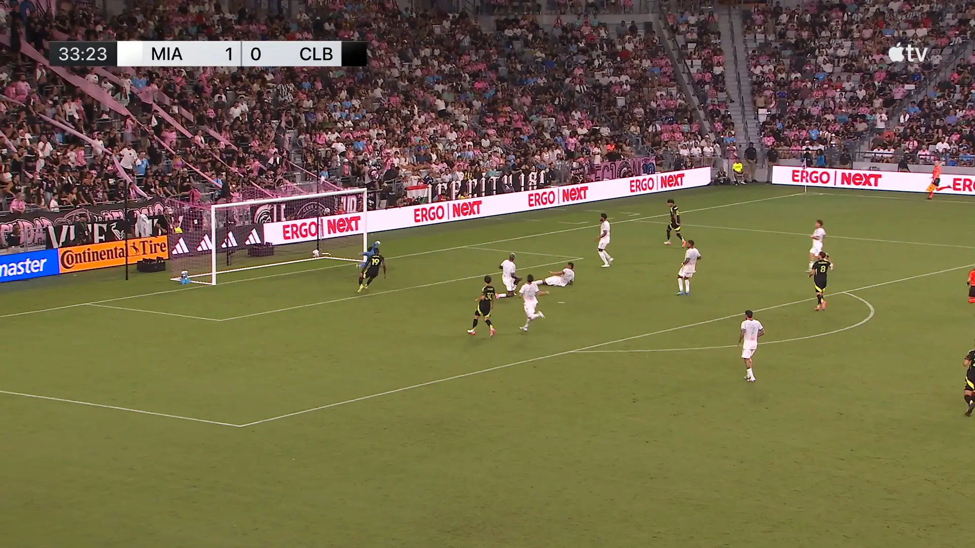 Falha de Casemiro resulta em gol contra durante partida do Inter Miami