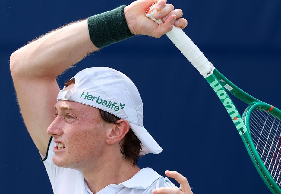 Favoritos caem no ATP 250 de Winston-salem em dia de surpresas