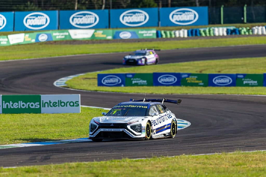 Felipe Fraga supera rivais no Q3 e larga na frente em Santa Cruz do Sul pela Stock Car