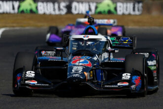 Felix Rosenqvist conquista pole position no GP de Portland da Indy