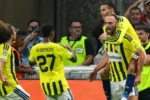 Fenerbahçe supera Lyon na França e garante vaga na Liga dos Campeões