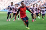 Ferran Torres encaminha transferência do Barcelona para o Paris Saint-germain
