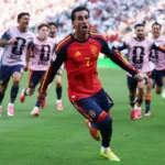 Ferran Torres encaminha transferência do Barcelona para o Paris Saint-germain
