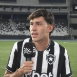 Ferraresi celebra contrato definitivo com o Botafogo até 2029