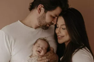 Filha de Laís Caldas e Gustavo Marsengo recebe diagnóstico de condição rara