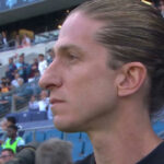 Filipe Luís celebra triunfo inaugural no comando do Monaco pela Ligue 1