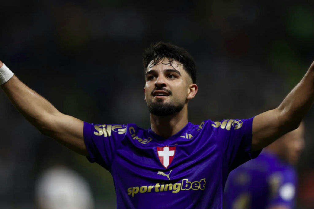 Flaco López atinge marca centenária e consolida protagonismo no Palmeiras
