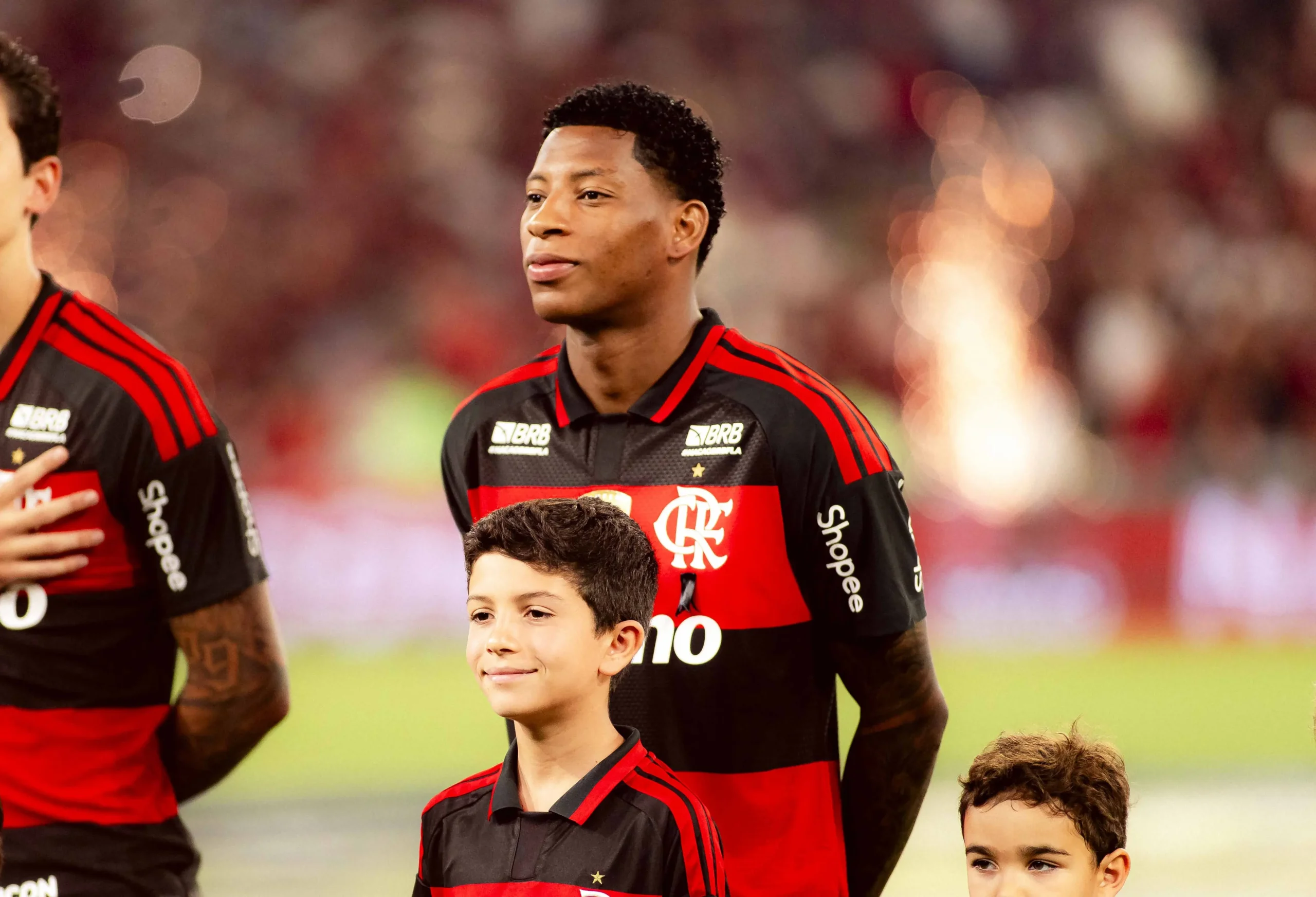 Flamengo avalia proposta do Dínamo Moscou pelo atacante Gonzalo Plata