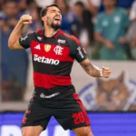 Flamengo e Cruzeiro empatam no Mineirão e deixam decisão da Libertadores em aberto