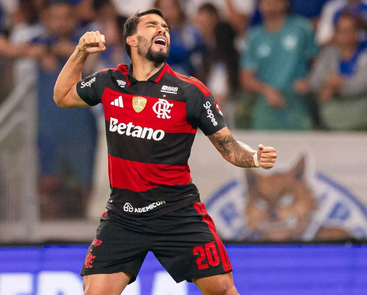 Flamengo e Cruzeiro empatam no Mineirão e deixam decisão da Libertadores em aberto