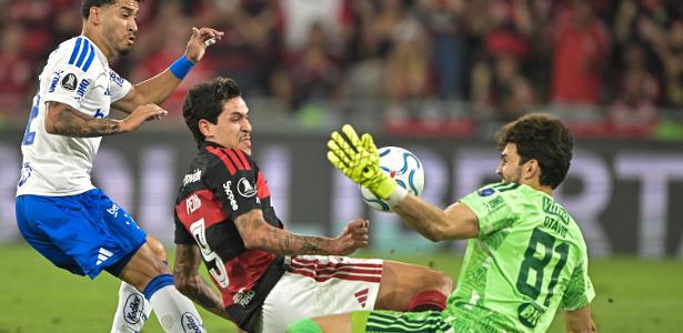 Flamengo supera o Cruzeiro e garante vaga nas quartas de final da Libertadores