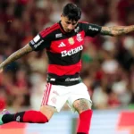 Flamengo supera o Vitória e mantém ritmo no Campeonato Brasileiro