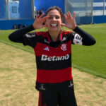 Flamengo supera Santos com lei do ex e encaminha classificação no Brasileirão Feminino
