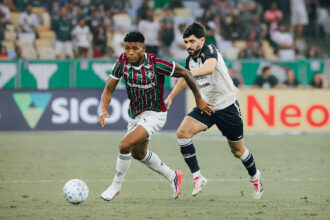 Fluminense e Remo medem forças em confronto decisivo no gramado