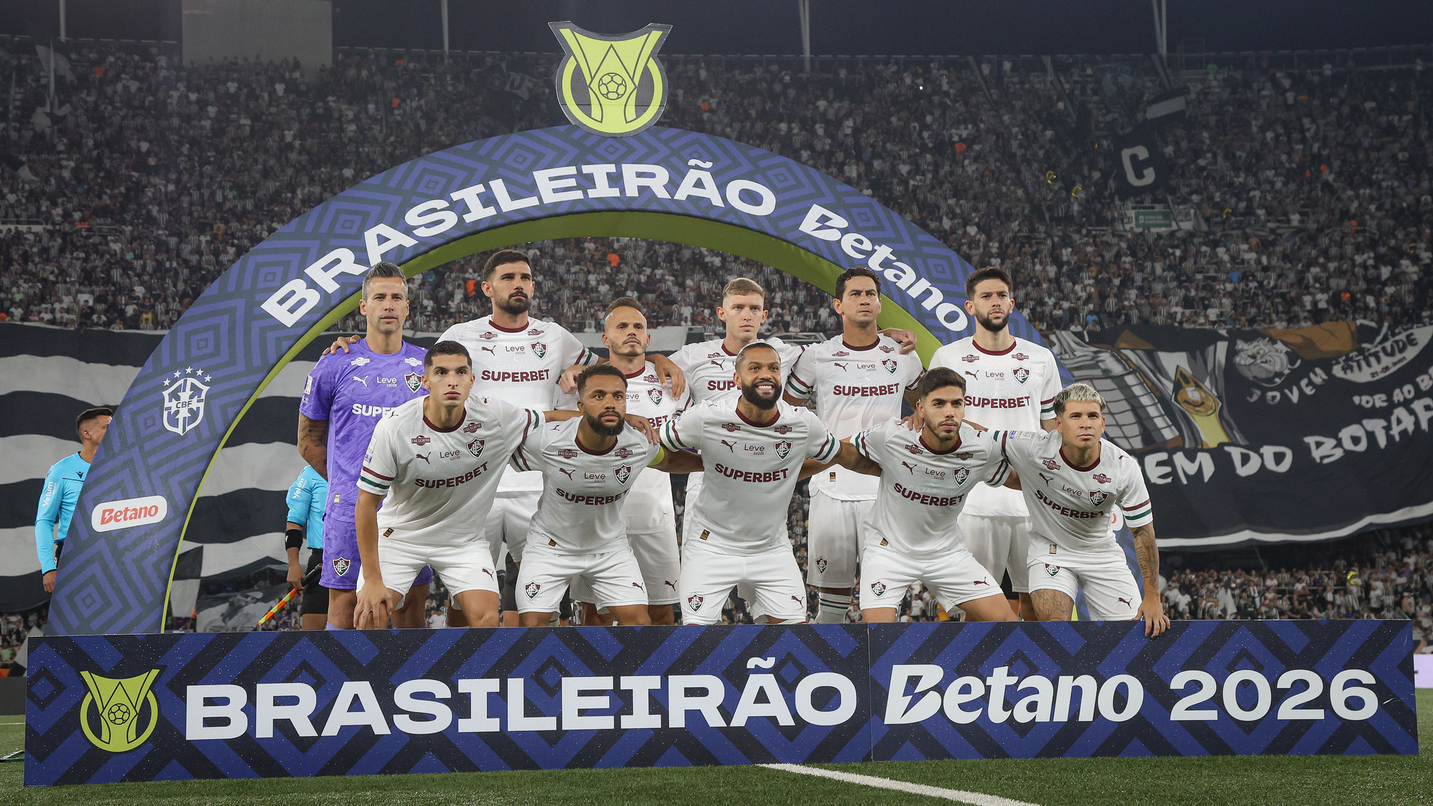 Fluminense empata com Botafogo e mantém jejum de vitórias no Brasileirão