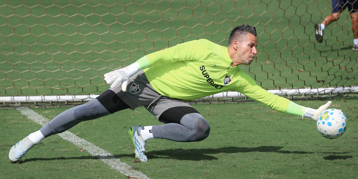Fluminense finaliza preparativos no CT Carlos Castilho para clássico contra o Vasco