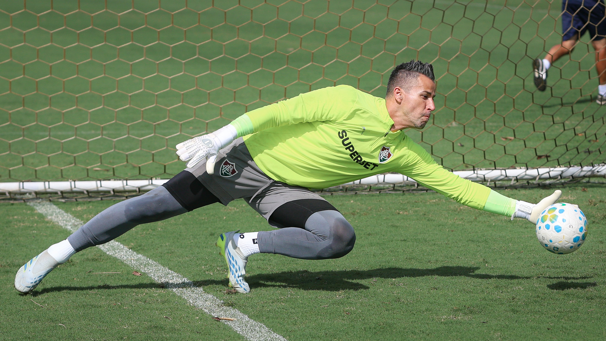 Fluminense finaliza preparativos no CT Carlos Castilho para clássico contra o Vasco