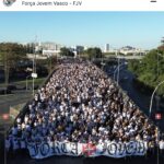 Força Jovem mobiliza torcedores em marcante caminhada pré-clássico