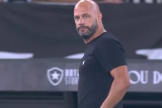 Franclim Carvalho analisa desempenho de Montoro após empate do Botafogo