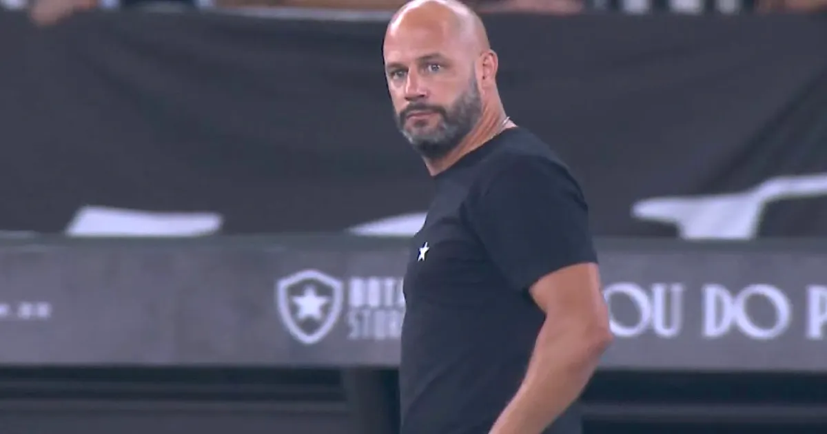 Franclim Carvalho analisa desempenho de Montoro após empate do Botafogo