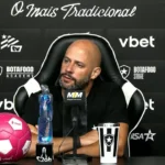 Franclim Carvalho assume responsabilidade após empate do Botafogo no clássico