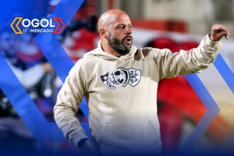 Franclim Carvalho deixa comando técnico e marca nova demissão no Brasileirão