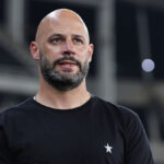 Franclim Carvalho deixa o comando técnico do Botafogo após sequência negativa