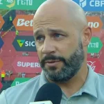 Franclim Carvalho questiona calendário apertado do Botafogo antes de duelo contra o Vitória