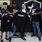 Fúria Jovem se reúne com Gabriel de Alba para discutir futuro da SAF do Botafogo