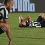 Futebol brasileiro sente os impactos das práticas financeiras de John Textor
