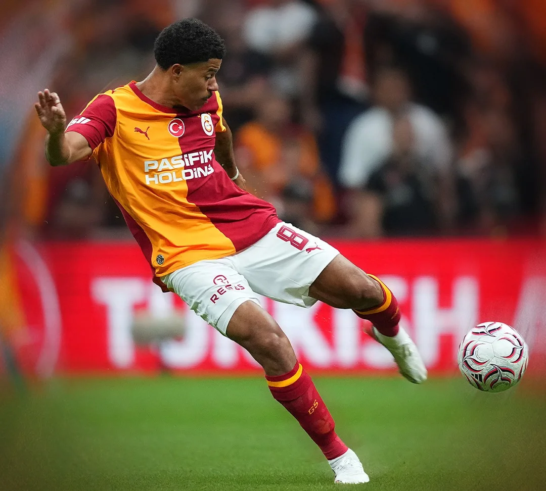 Gabriel Sara brilha em estreia e Galatasaray evita derrota no Campeonato Turco