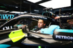 George Russell defende pilotagem e aponta falhas do carro da Mercedes em 2026